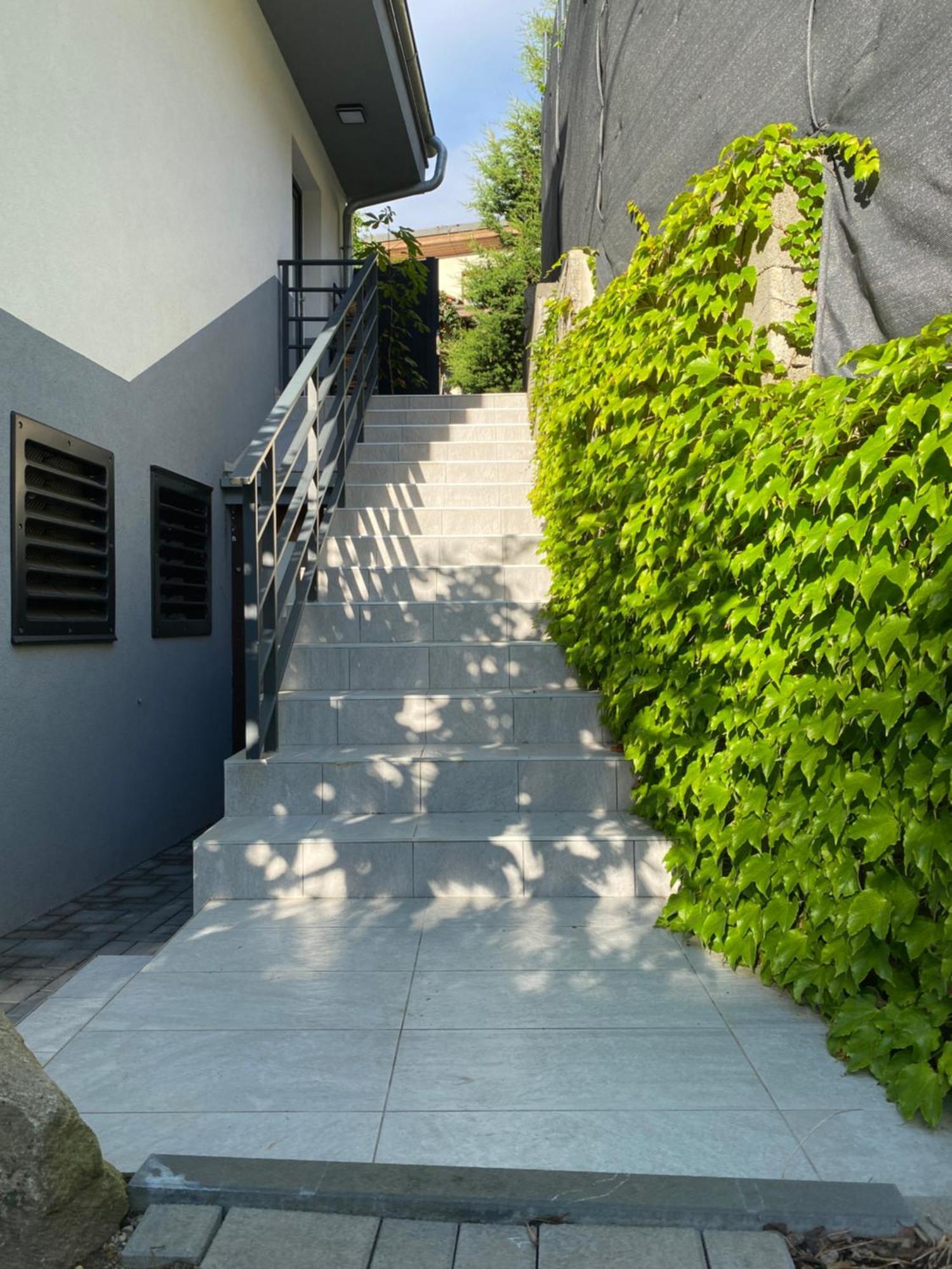 Rosemary Apartment براتسيلافا المظهر الخارجي الصورة